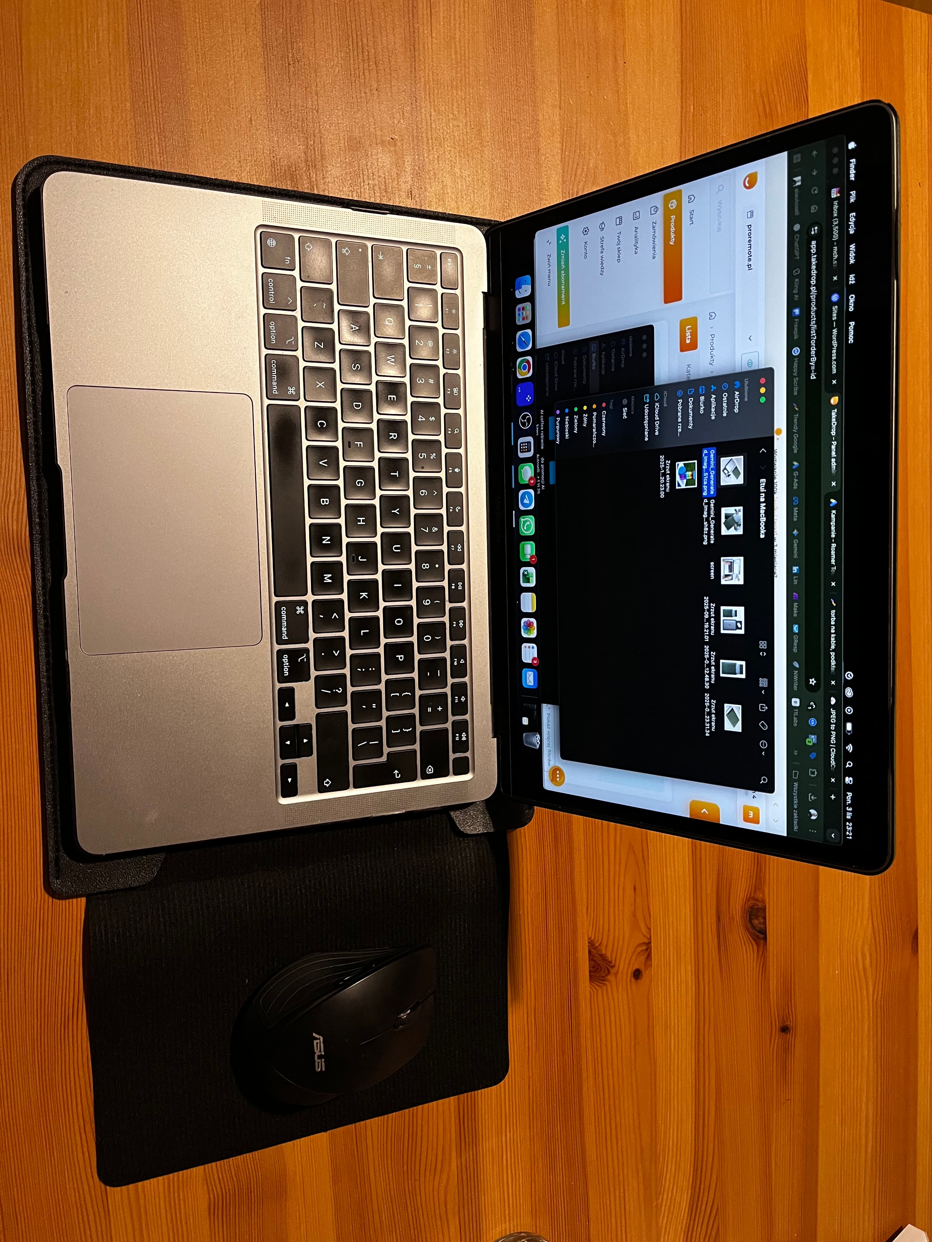 Etui na laptopa cienkie i wodoodporne